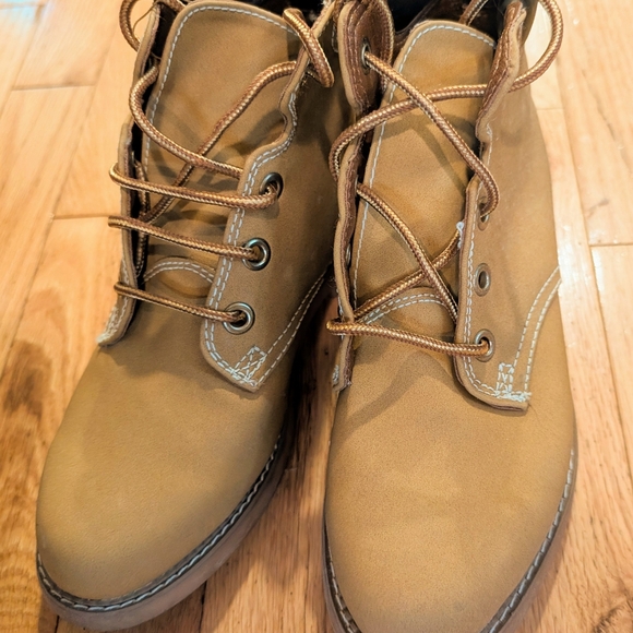 Outback Rugged Women's Camel Leather Ankle Boots 7.5W - Picture 3 of 6